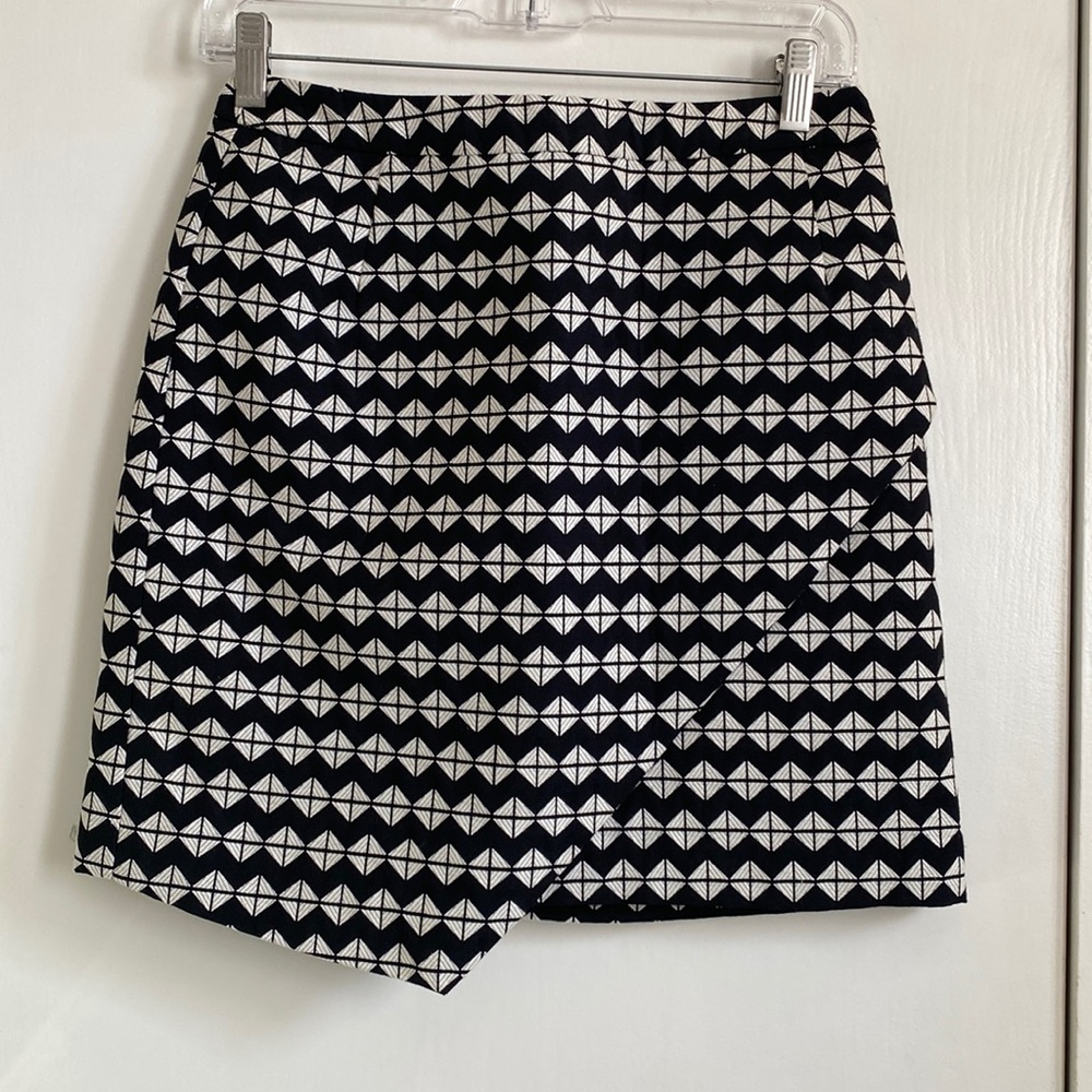 Patterned skirt